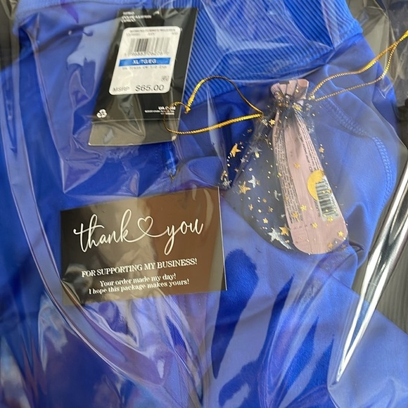 Under Armour Blue 1/2 Zip Top XL REGULAR NWT . prize inside!!! Light but warm - Picture 15 of 15